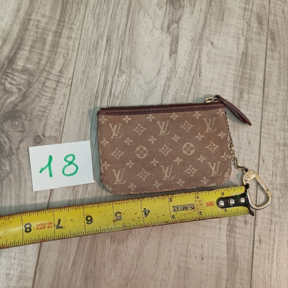 Louis Vuitton Monogram Idylle Pochette Cles Coin Case - Picture 15 of 16